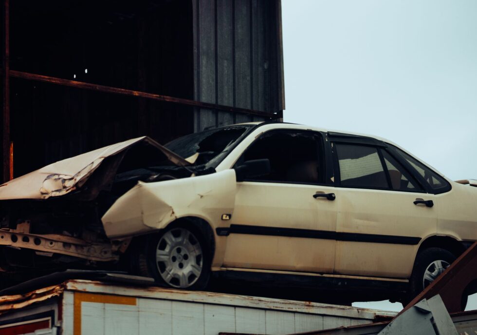 Best Tips to Sell Damaged Car Ireland for Instant Cash