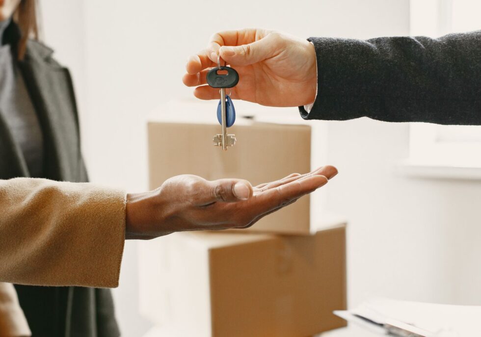 Handing over car keys after selling a car